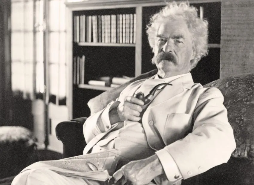 Mark Twain Mark Twain poses for photo