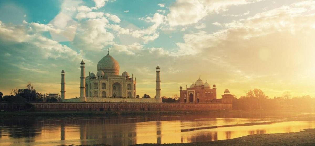 Discover The Royal Heritage Of India With Exclusive Rajasthan Tours by Hello India Tour