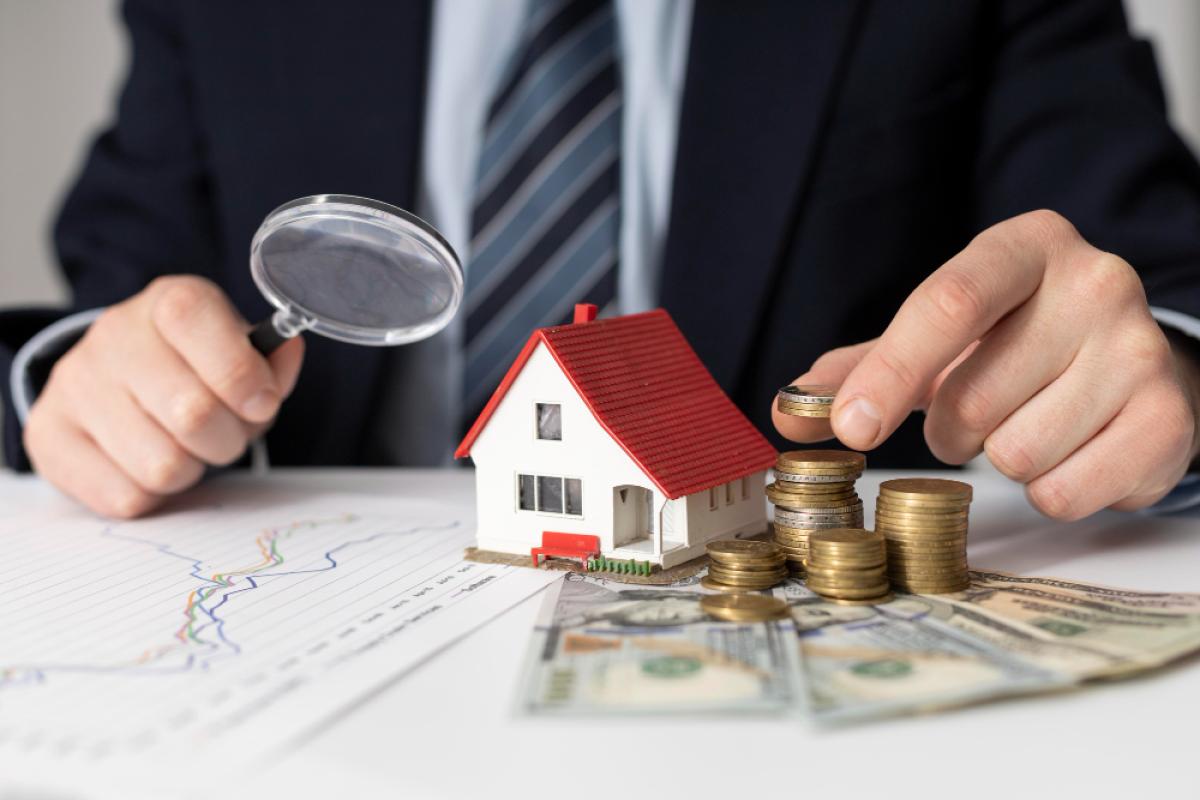 Why Real Estate Investors Use Licensed Agents To Find High-ROI Properties? Why Real Estate Investors Use Licensed Agents To Find High-ROI Properties? by Michelle Sells Liberty Park