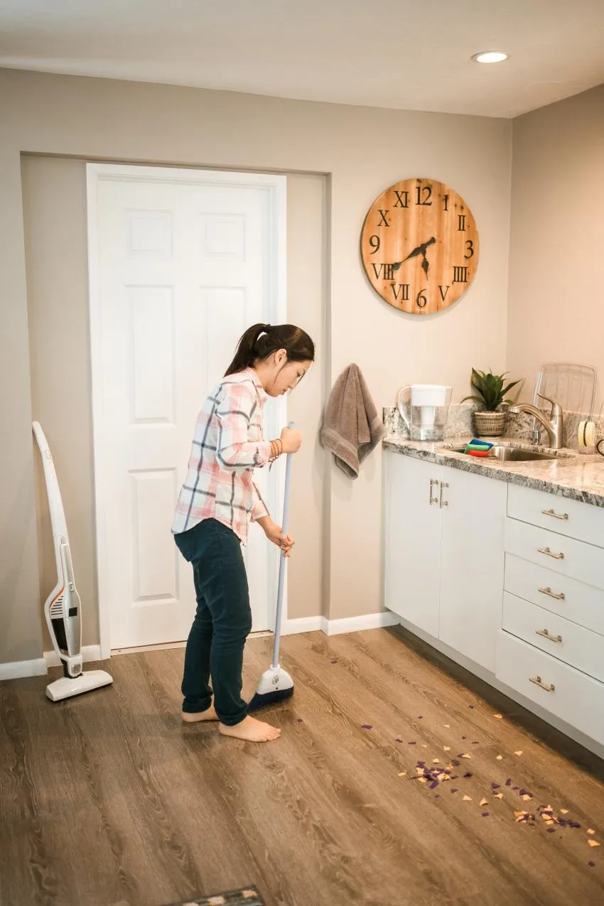 cleaning ways to stay fit without knowing