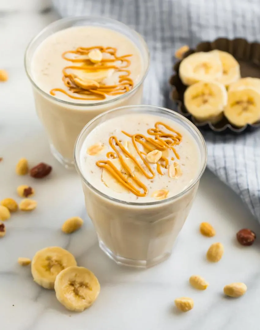 https://www.wellplated.com/wp-content/uploads/2020/12/Peanut-Butter-Banana-Smoothie-recipe.jpg