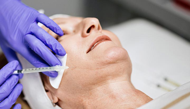Do Jawline Fillers Help With Jowls? by dynamicaesthetic