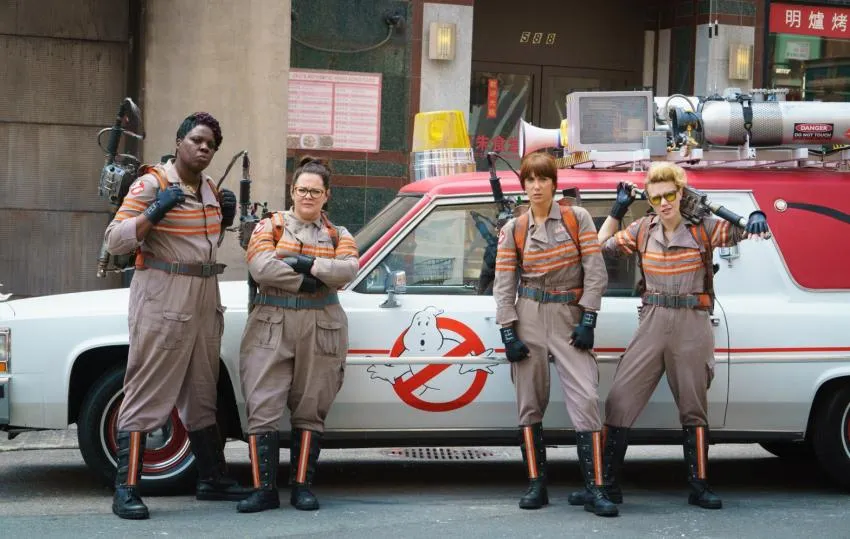 Ghostbusters (2016) still ghostbusters 2016 movie still leslie jones kristen wiig melissa mccarthy kate mckinnon
