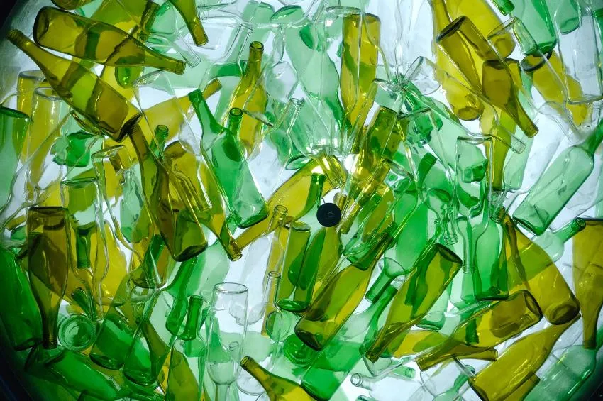 glass recycling in uk landfill