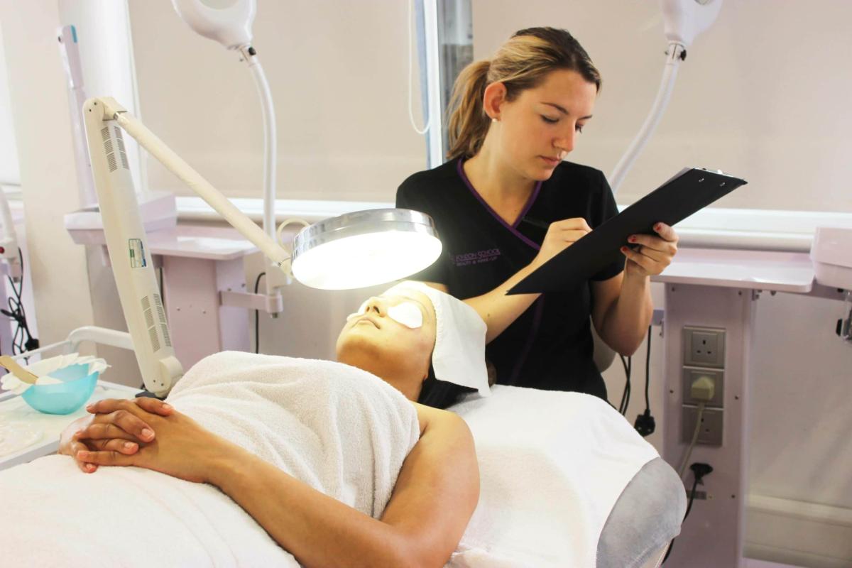 Can Radiance Peel Help Fade Dark Spots Naturally? by Dynamicclinic12