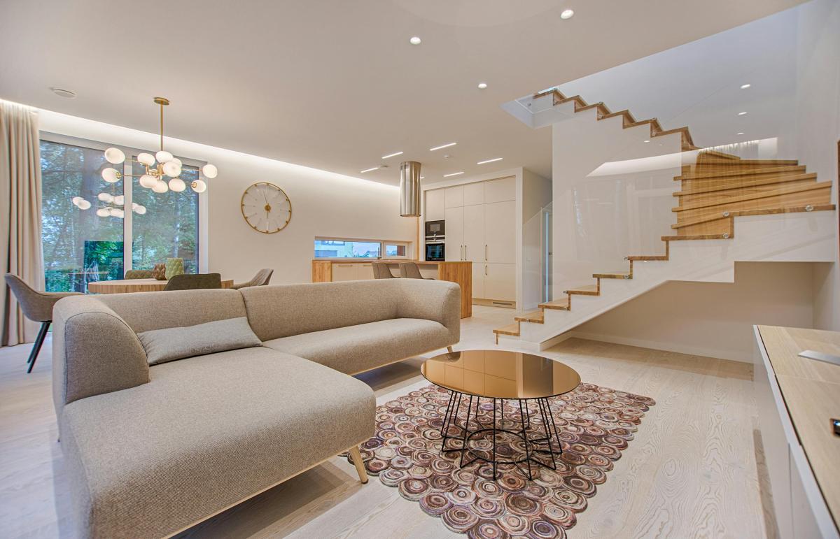 Painting Services Oakville : Sharp Reno Rejuvenate Your Home Painting Services Oakville : Sharp Reno Rejuvenate Your Home by William