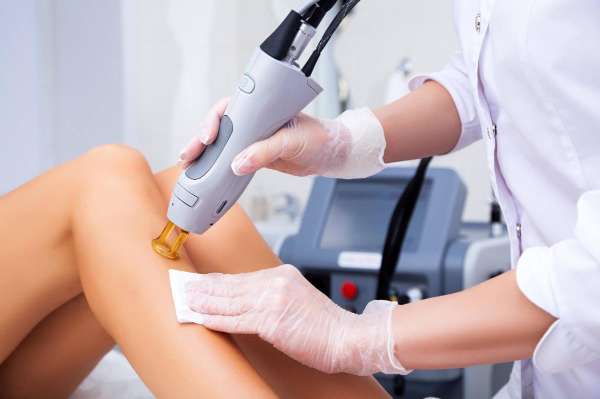 How Does Laser Hair Removal Manage Coarse Versus Fine Hair? by Bisma jamal