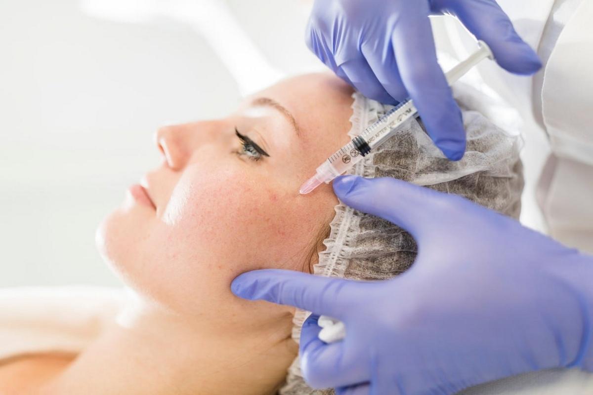 How Does A Vampire Facial Help With Dull Skin Tone? by Dynamic Life Clinics