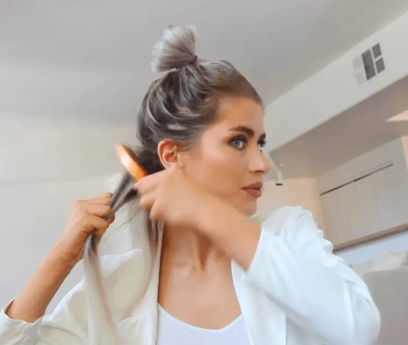 ariana grande half up half down hair
