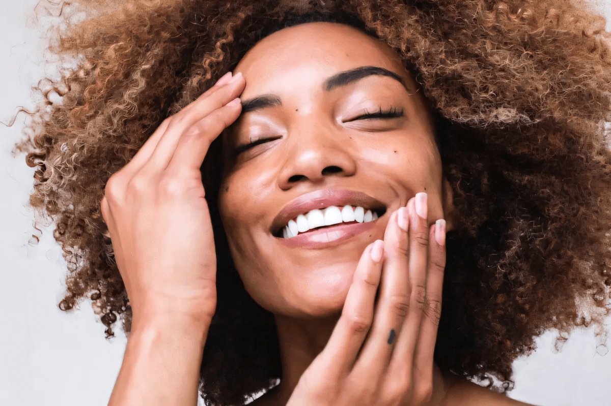 8 Ingredients To Include In Your Skincare Routine To Soothe Rosacea by Arshia Chaudhary