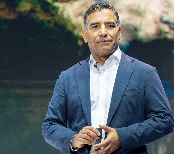 Inspiring Leadership Through The Power Of Keynote Speaking by Michael Bracewell