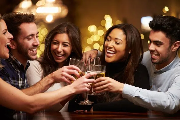 alcohol para hacer amigos alcohol to make friends