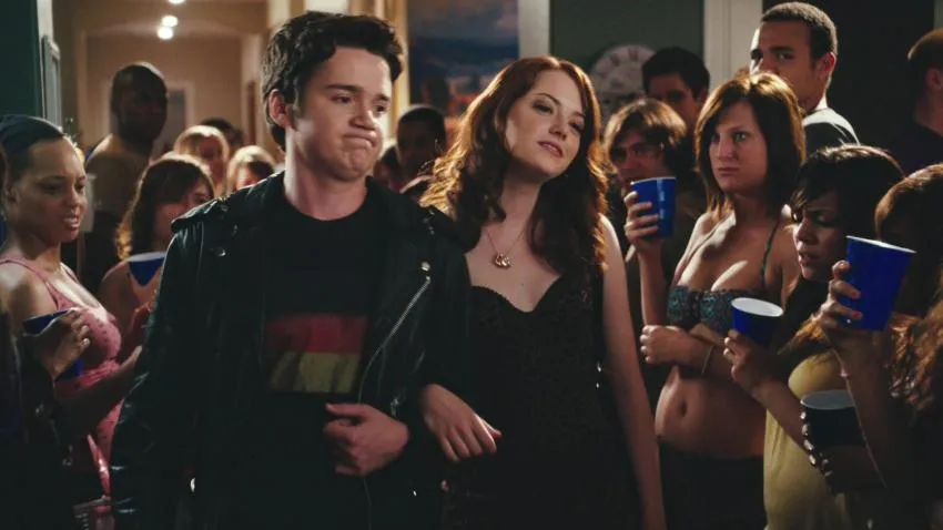 Easy A movie still easy a movie still scarlet letter emma stone