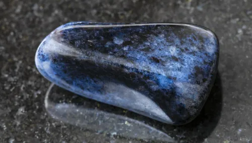 dumortierite crystal crystal