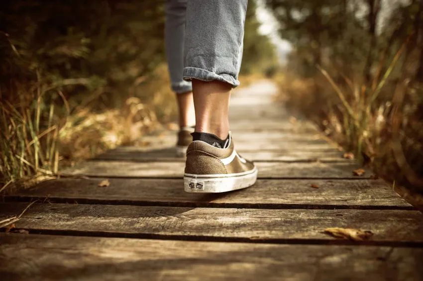 walking to relieve stress