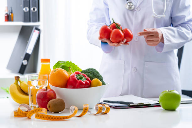 Can A Nutritionist And Dietitian Fix Poor Eating? by Enfieldabudhabi