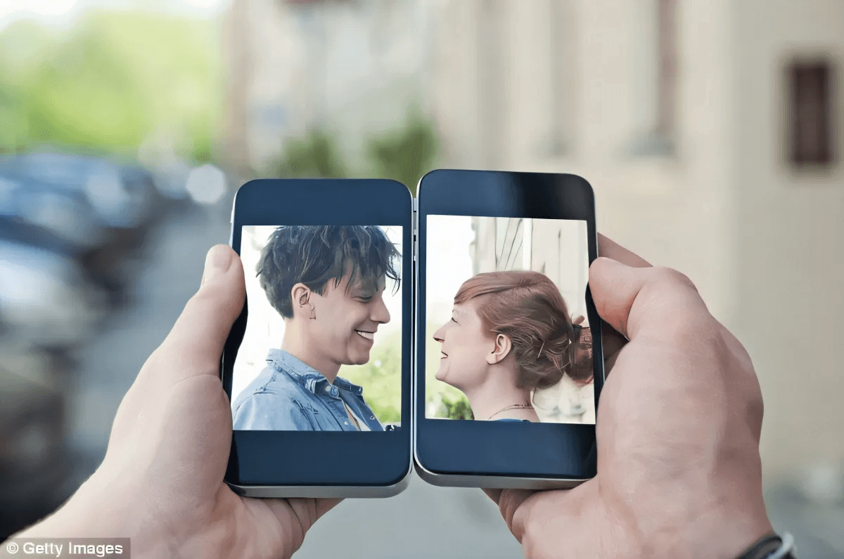 8 Must-try Tips To Make Your Long Distance Relationship Work During Lockdown! 8 Must-try Tips To Make Your Long Distance Relationship Work During Lockdown! by Cheshta