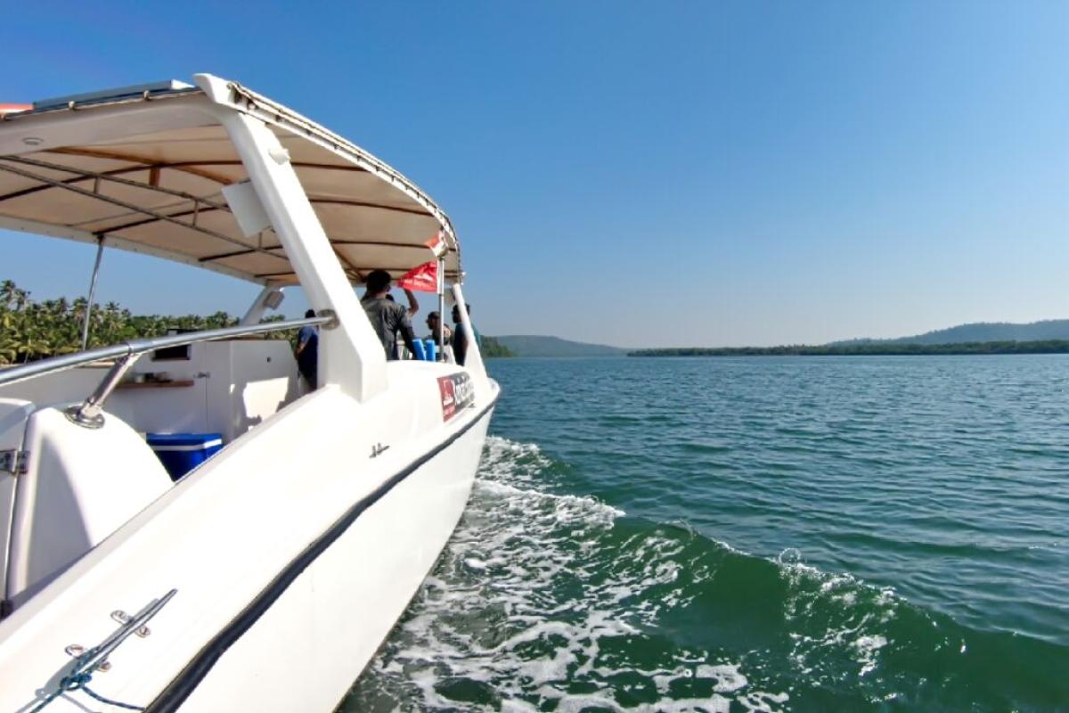 Discover The Best Kayaking And Adventure Water Sports In Goa by kajalpanwar