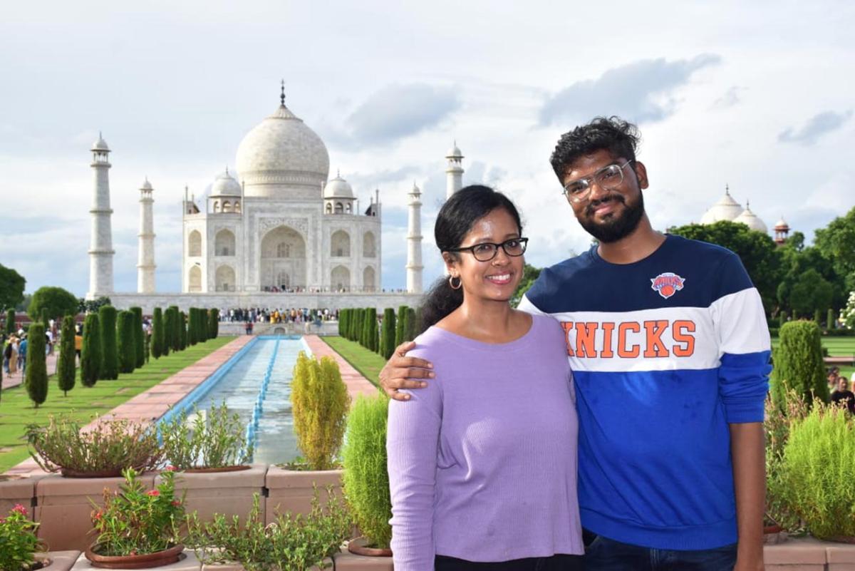 Discover The Magic Of The Taj Mahal With The Best Day Tour Experience by Hello India Tour