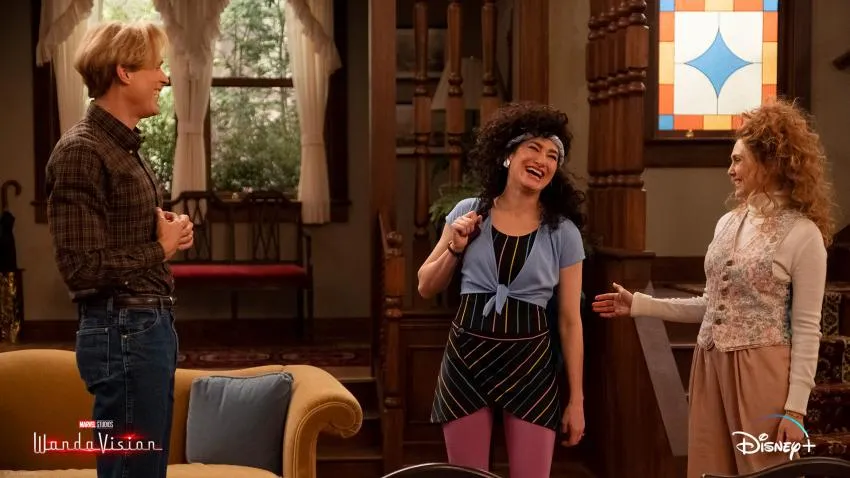 Vision, Wanda, and Agnes Having a Laugh Vision, Wanda, Agnes, Disney, Marvel, Disney+, WandaVision