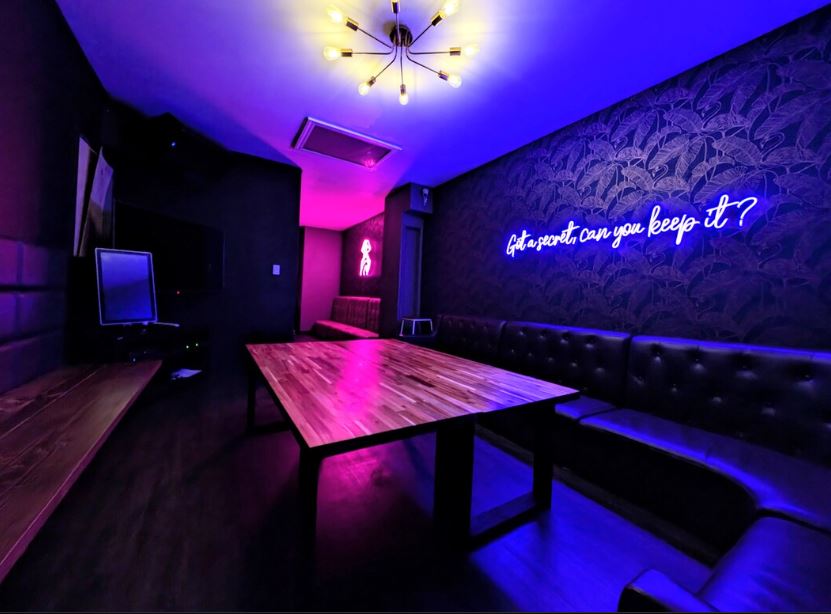 강남달토 노래방: 서울에서 만나는 특별한 노래방 문화의 중심지 by kafeelansari1