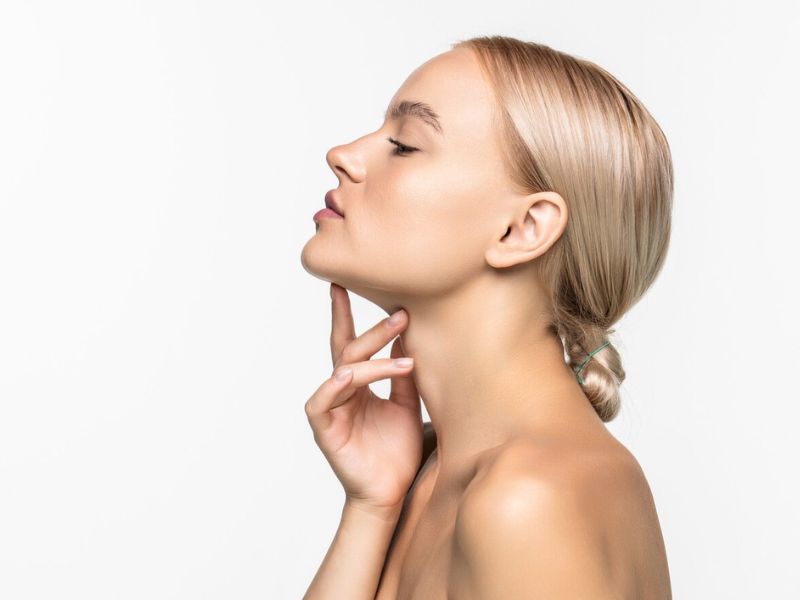 Is It Possible To Perform Laser Fat Reduction Under The Chin? by dynamicaesthetic