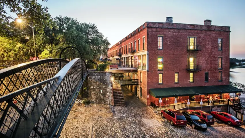 ghosts fo the river street