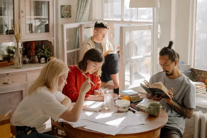 Choose roommates wisely. helpful tips for living in a new place