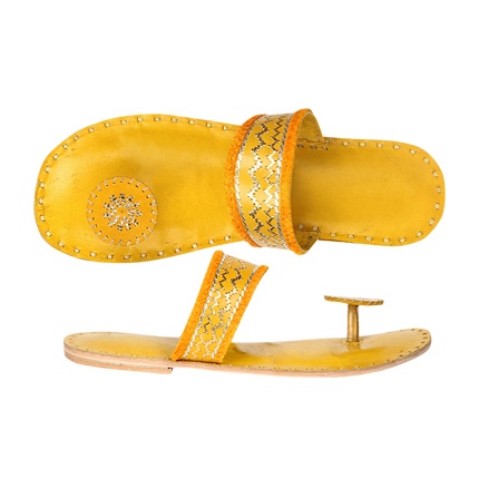 leather chappals online