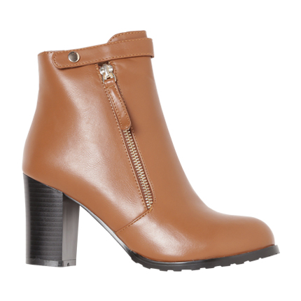 mid top flat boots